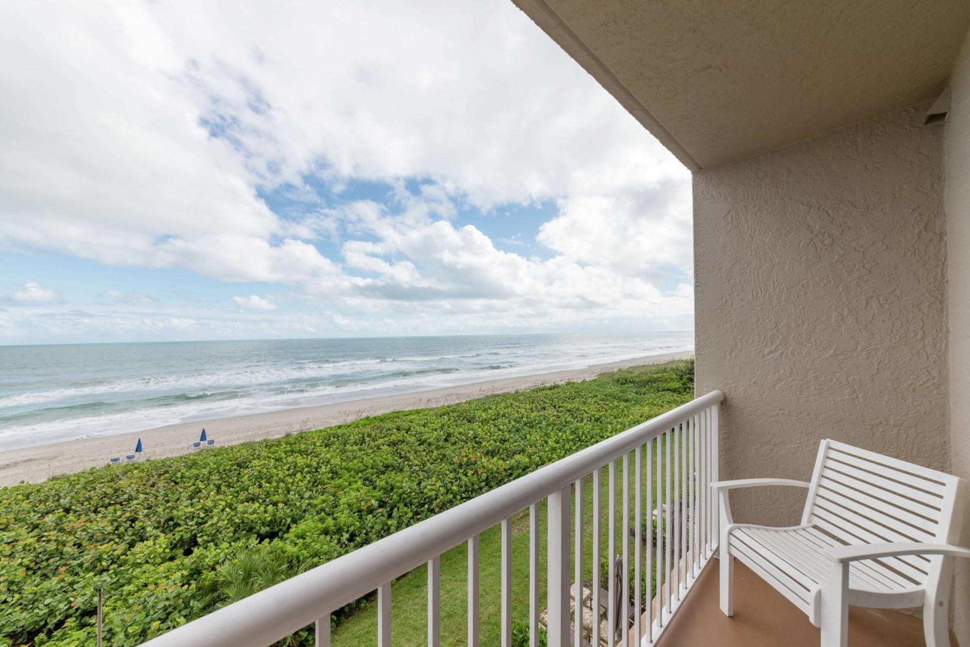 Doubletree Suites By Hilton Melbourne Beach Oceanfront מראה חיצוני תמונה
